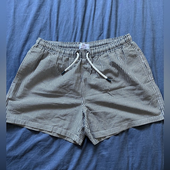 Zara - Black/white Pool Shorts - Size XL - Male. - Picture 1 of 4